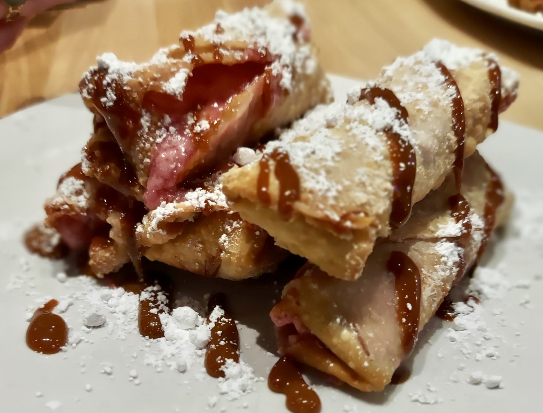 Berry-Cream-Egg-Rolls-e1763667560521